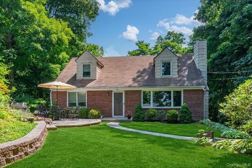 105 High Street Extension, Mount Kisco, NY, 10549 | Card Image