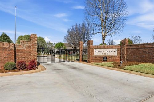 1909 Nw 161st St, Edmond, OK, 73013-1449 | Card Image