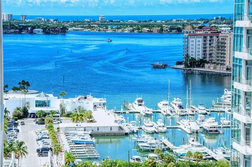 1702-1350 Main St, SARASOTA, FL, 34236-5642 | Card Image