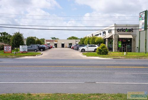 1160 E Alton Gloor Blvd, Brownsville, TX, 78526-4481 | Card Image