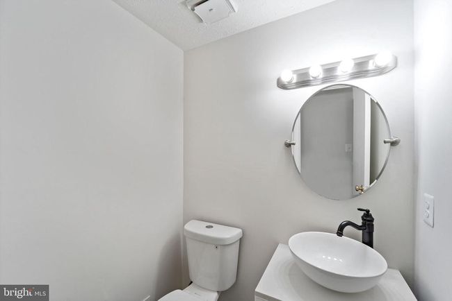 12312 Streamvale Cir, House other with 5 bedrooms, 5 bathrooms and null parking in HERNDON VA | Image 16