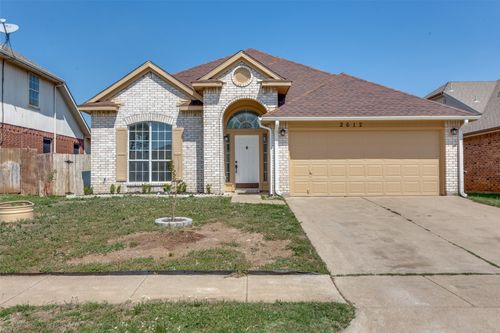 2612 Forest Creek Dr, Fort Worth, TX, 76123-1144 | Card Image