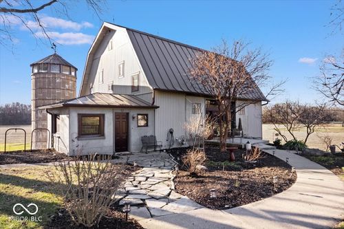 7317 S River Rd, Daleville, IN, 47334-9137 | Card Image