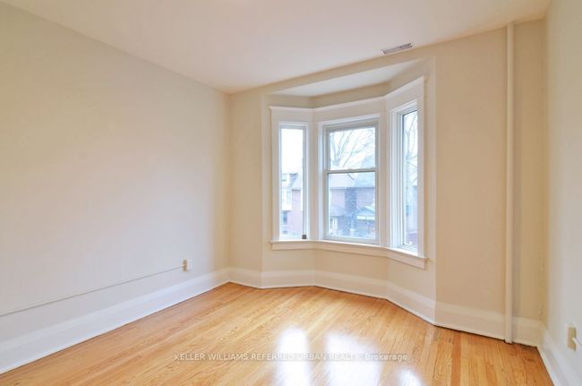 UPPER - 4 Columbine Ave, House other with 4 bedrooms, 2 bathrooms and null parking in Toronto ON | Image 16