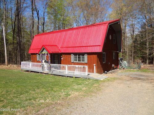 113 Fawnwood Dr, Greentown, PA, 18426-3526 | Card Image