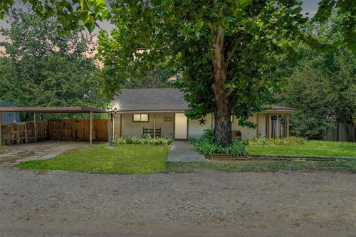 207 N Oneil St, Alvord, TX, 76225-5092 | Card Image
