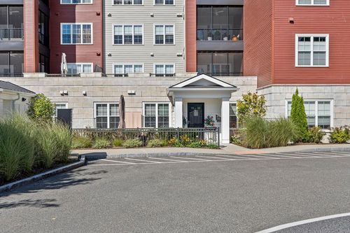2107-15 Revolution Way, Canton, MA, 02021-1274 | Card Image