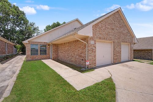3126 Cherry Lane, Fort Worth, TX, 76116 | Card Image