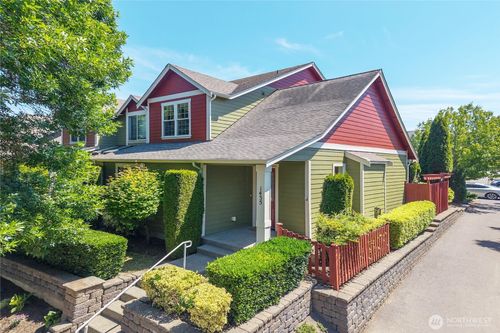 1435 Harvest Ave Se, Olympia, WA, 98501-8620 | Card Image