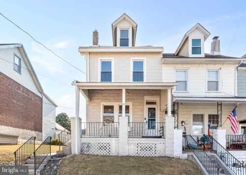 117 W 10th Ave, CONSHOHOCKEN, PA, 19428-1409 | Card Image