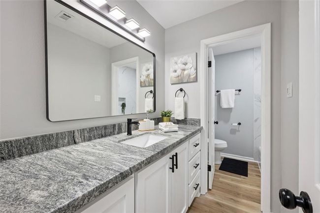 1008 N 30 Th St, House other with 4 bedrooms, 2 bathrooms and 2 parking in Nederland TX | Image 27