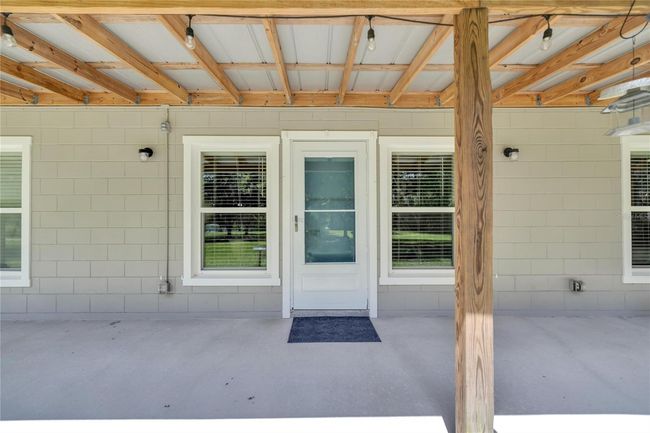 9017 County Line Rd, House other with 3 bedrooms, 3 bathrooms and null parking in LITHIA FL | Image 10