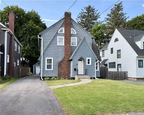 153 Milnor Ave, Syracuse, NY, 13224-1628 | Card Image