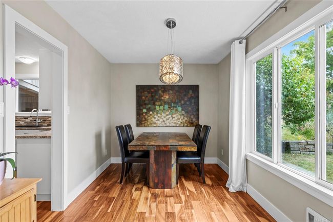 660 Phillips St, House other with 3 bedrooms, 2 bathrooms and 2 parking in Parksville BC | Image 5