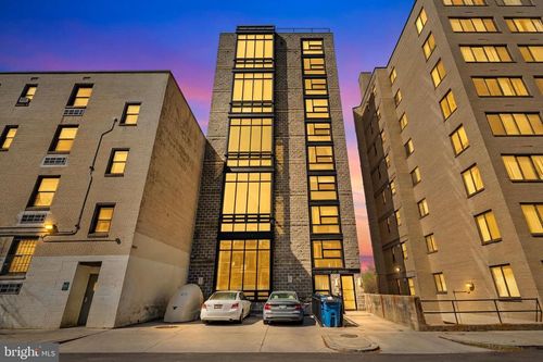 302-3039 16th St Nw, WASHINGTON, DC, 20009-7402 | Card Image