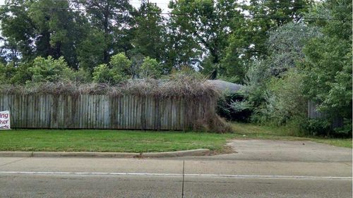 2105 W Main Street, Atlanta, TX, 75551 | Card Image