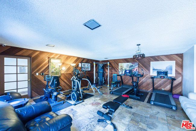 361 - 525 S Ardmore Ave, Condo with 0 bedrooms, 1 bathrooms and 1 parking in Los Angeles CA | Image 14