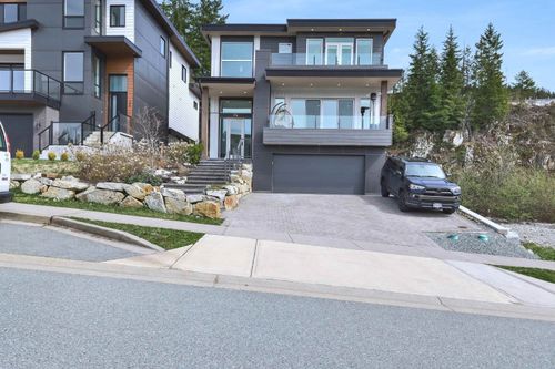 24-3385 Mamquam Rd, Squamish, BC, V8B0E3 | Card Image