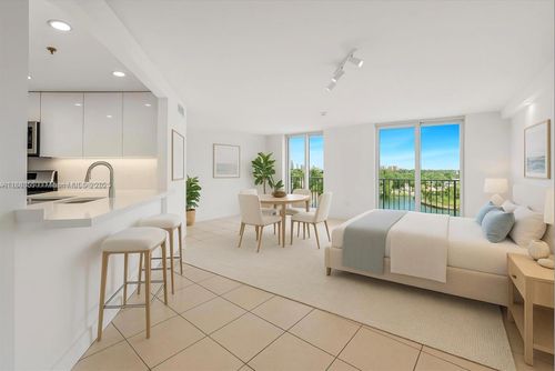 apt-1004-5880 Collins Ave, Miami Beach, FL, 33140-2205 | Card Image