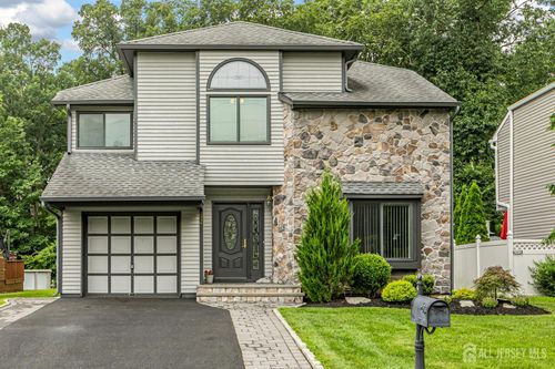 42 Cherry Creek Dr, Matawan, NJ, 07747-9734 | Card Image