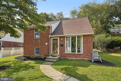 915 Lomond Ln, PHILADELPHIA, PA, 19128-1222 | Card Image