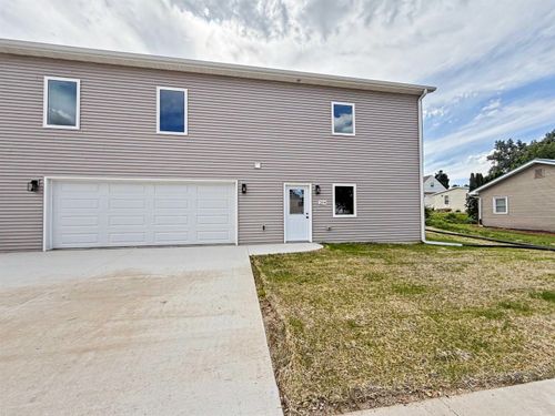204 3rd St Nw, Waukon, IA, 52172 | Card Image