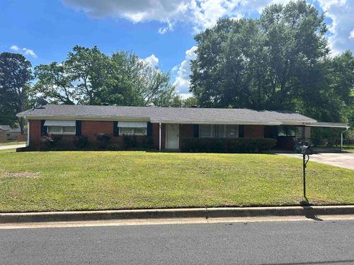 216 E Carolanne Blvd, Marshall, TX, 75672-7754 | Card Image