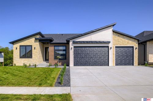 9415 S 86th St, Lincoln, NE, 68516-9366 | Card Image