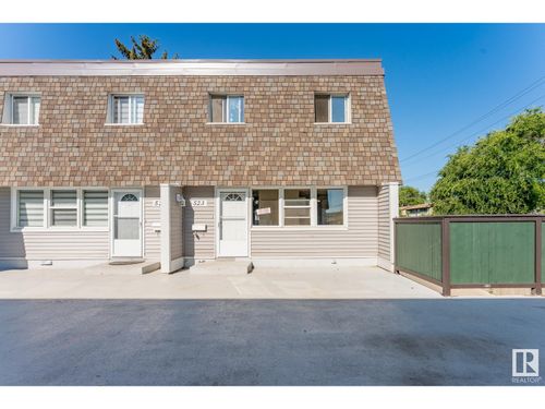 523 Village On The Green Nw, Edmonton, AB, T5A1H2 | Card Image