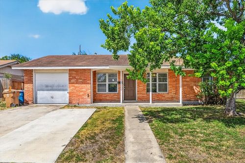 1626 Bois D Arc Pl, Corpus Christi, TX, 78416-1704 | Card Image