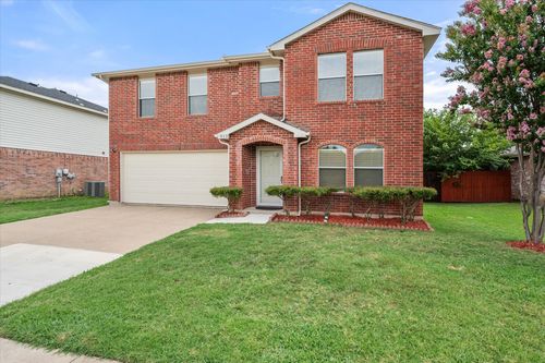 812 Ericville Dr, Arlington, TX, 76001-6148 | Card Image