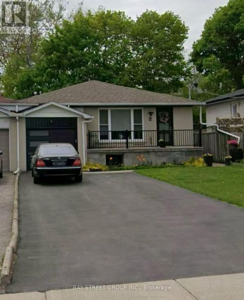 4 Robinson St, Markham, ON, L3P1N4 | Card Image