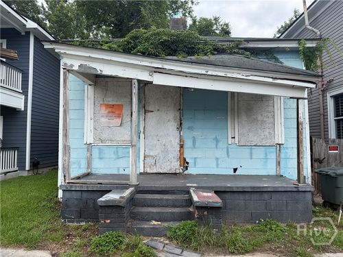 1010 E 38th St, Savannah, GA, 31401-9413 | Card Image