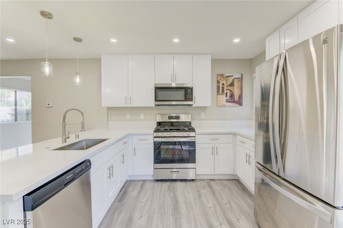 2308 Dexter Cabin Rd, Las Vegas, NV, 89128-6846 | Card Image