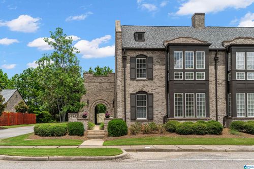 3748 Village Center Way, HOOVER, AL, 35226-6327 | Card Image