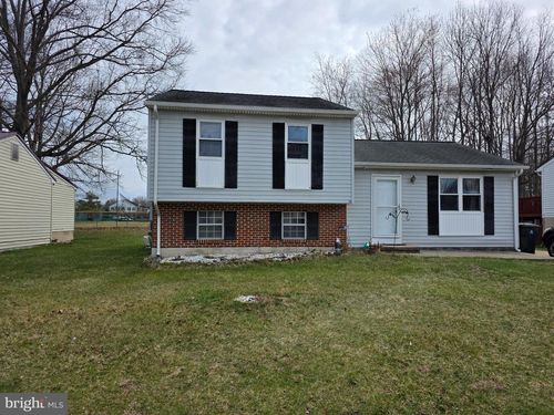 8 Sue Ln, Newark, DE, 19711-2626 | Card Image