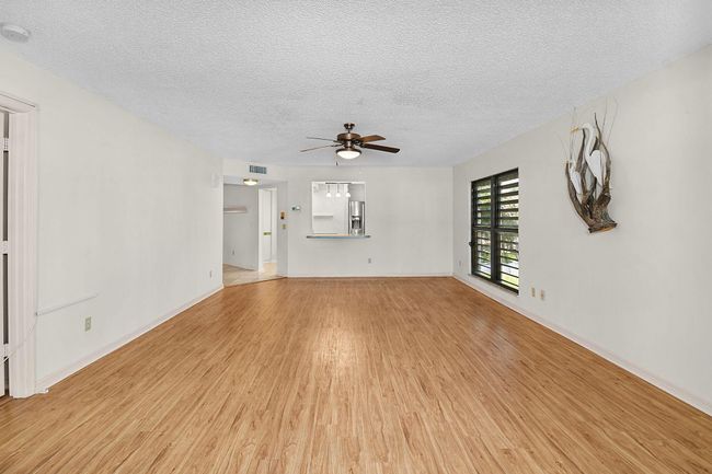 APT-201B - 162 Se Saint Lucie Blvd, Condo with 3 bedrooms, 2 bathrooms and null parking in Stuart FL | Image 9