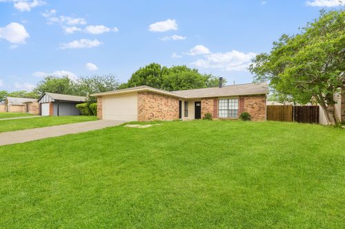 809 Levelland Dr, Arlington, TX, 76017-6026 | Card Image