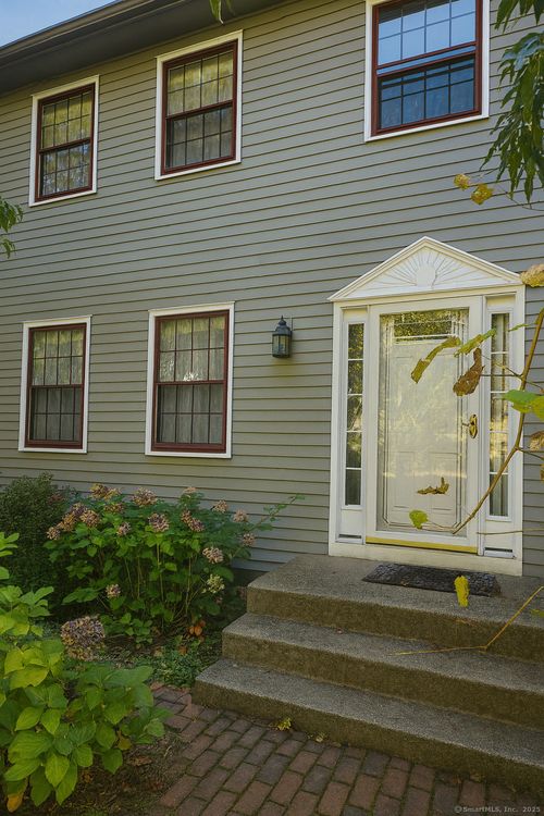 48 Monticello Ln, Storrs Mansfield, CT, 06268-2519 | Card Image