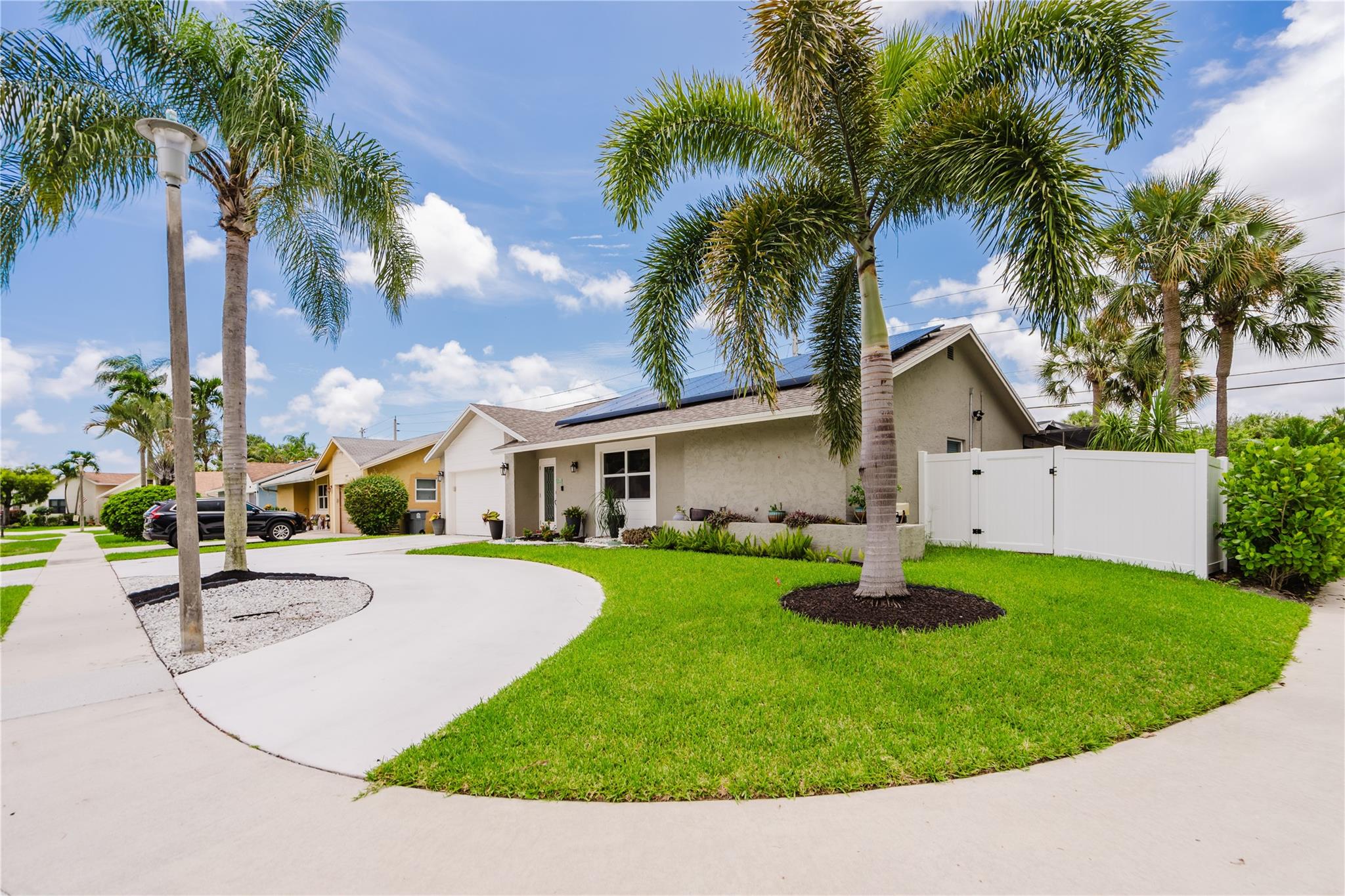 18th Rd, Boca Raton, FL 33433