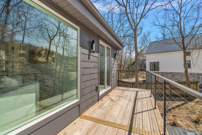 23-4730 Notre Dame Ave -23 | Image 48