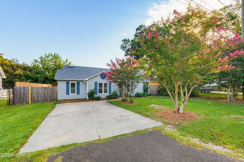 2905 Riverside Dr, Beaufort, SC, 29902-6474 | Card Image
