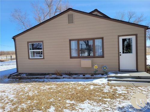 1543 N Center Ave, Hardin, MT, 59034-1104 | Card Image