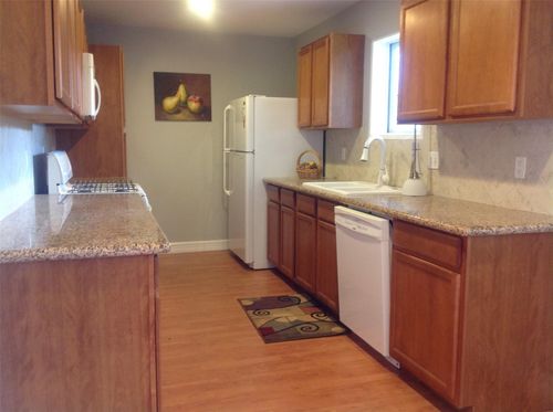 7427 Tanager St, Houston, TX, 77074-4515 | Card Image