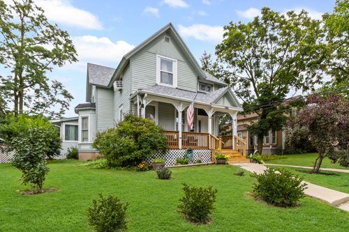 3-102 S Liberty St, ELGIN, IL, 60120-6693 | Card Image