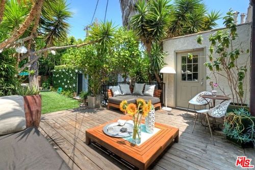 536 Norwich Drive, Los Angeles, CA, 90048 | Card Image