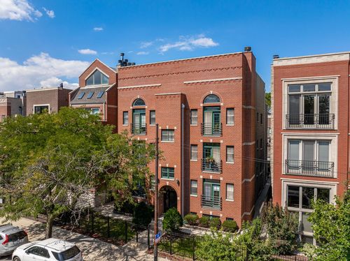 2e-1916 W Belmont Ave, Chicago, IL, 60657-2025 | Card Image