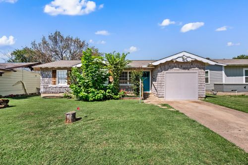 1110 Park St, Arlington, TX, 76011-4831 | Card Image
