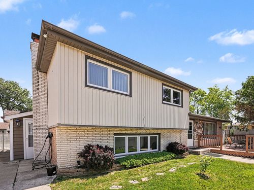 5858 W 88th Pl, Oak Lawn, IL, 60453-1219 | Card Image