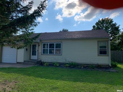 1529 N Santa Fe Avenue, House other with 2 bedrooms, 1 bathrooms and null parking in Chillicothe IL | Image 3